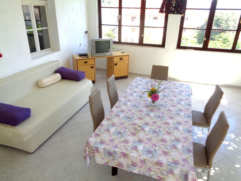 Apartments Skrivaneli Єлса Екстер'єр фото